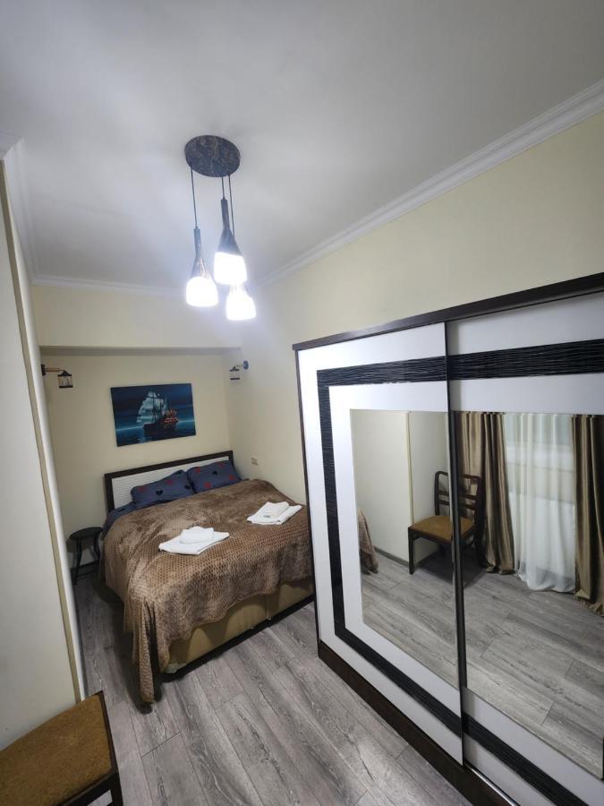 Apartment Chitadze Tbilisi Bagian luar foto