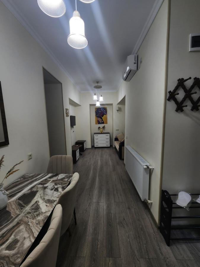 Apartment Chitadze Tbilisi Bagian luar foto