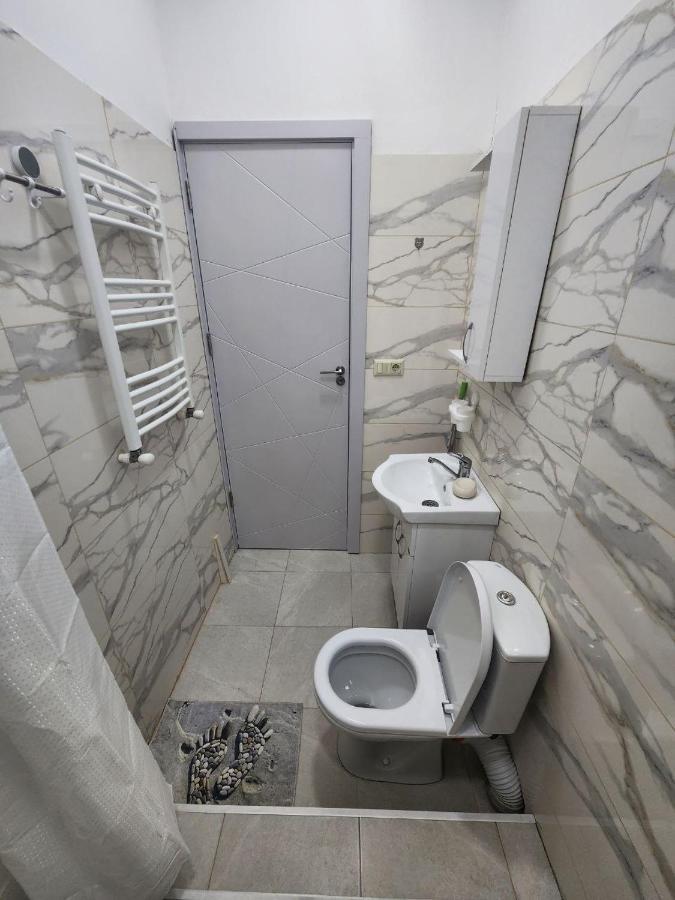 Apartment Chitadze Tbilisi Bagian luar foto