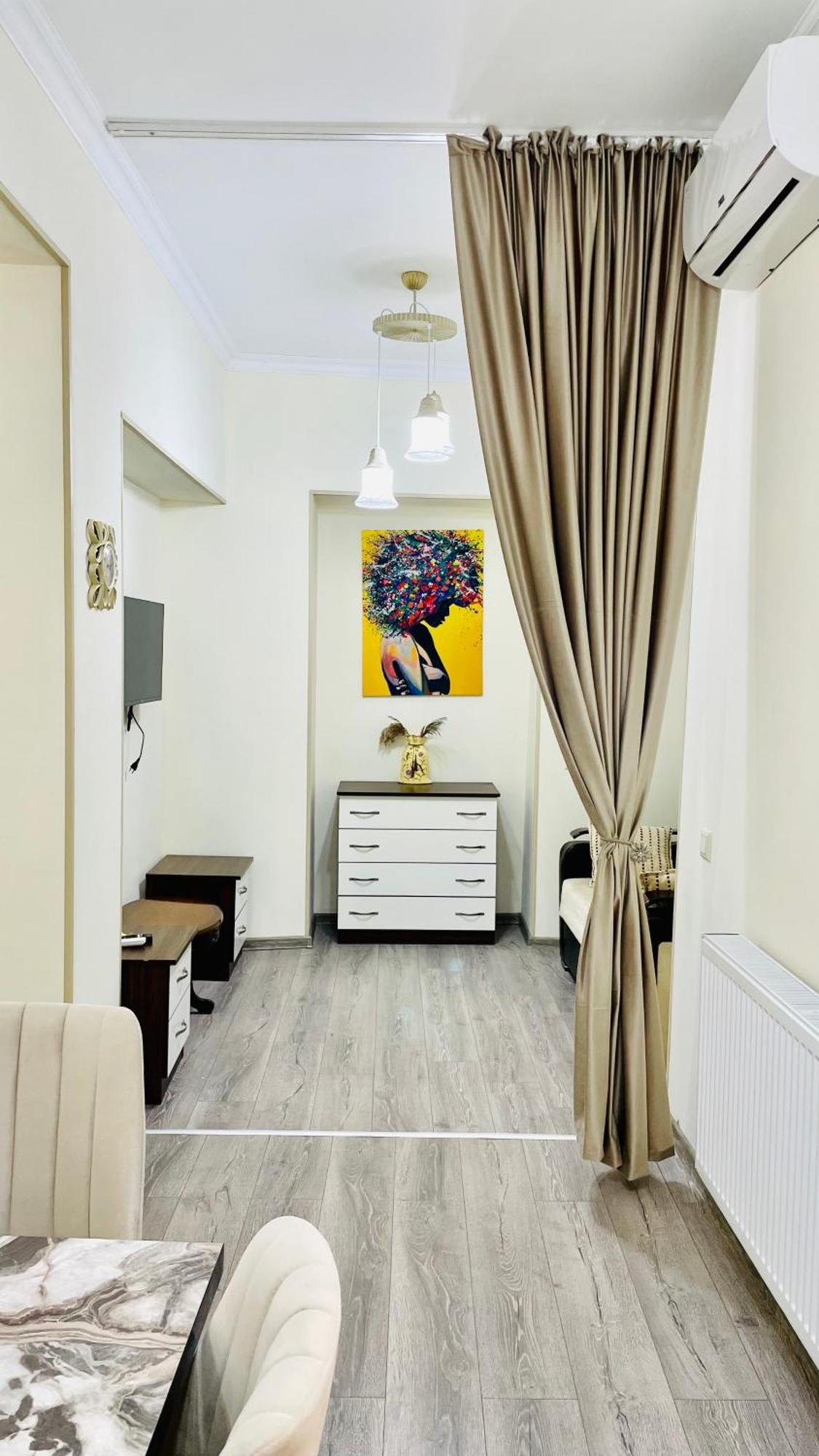 Apartment Chitadze Tbilisi Bagian luar foto